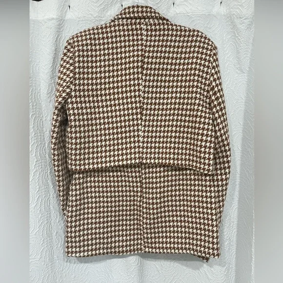 Women’s houndstooth blazer and skirt set - Picture 5 of 5